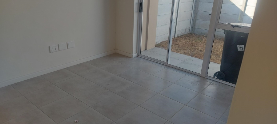 To Let 3 Bedroom Property for Rent in Stellendale Western Cape